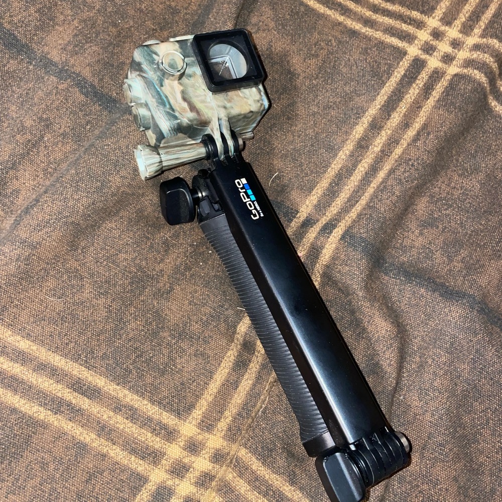 Go pro stick and case